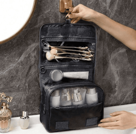 Hanging Travel Organizer 3