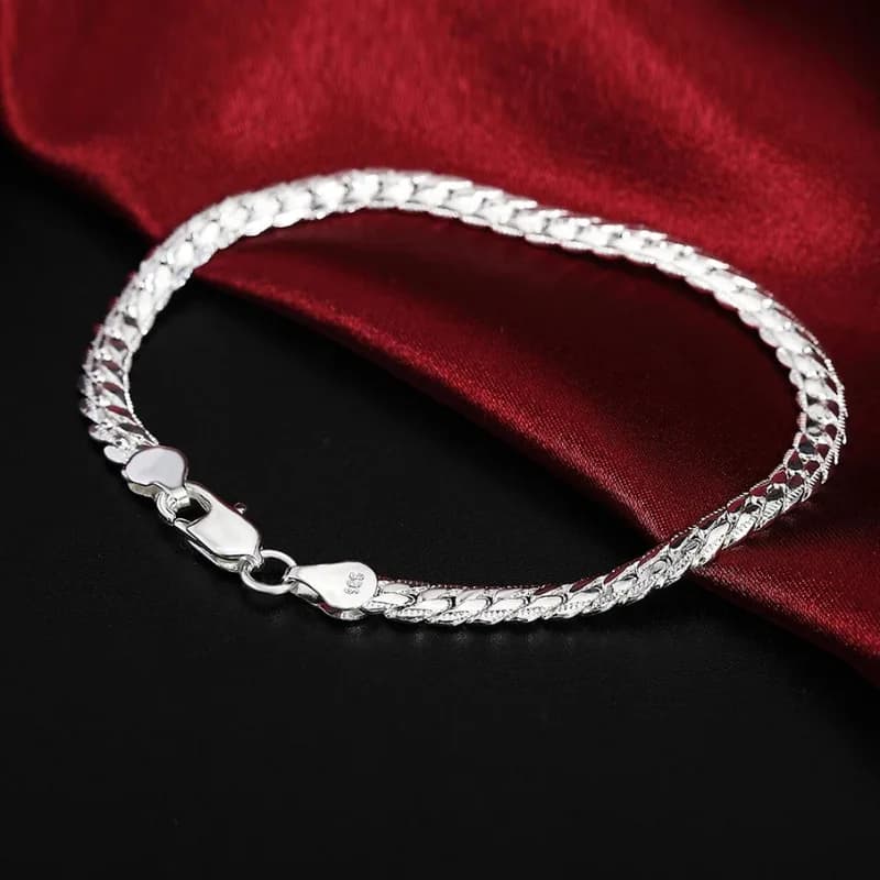 Beautiful Elegant Snake Bracelet