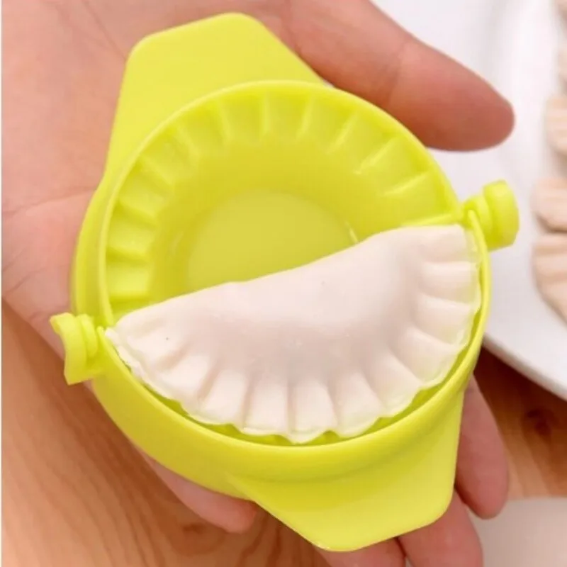 Dumpling Maker Device