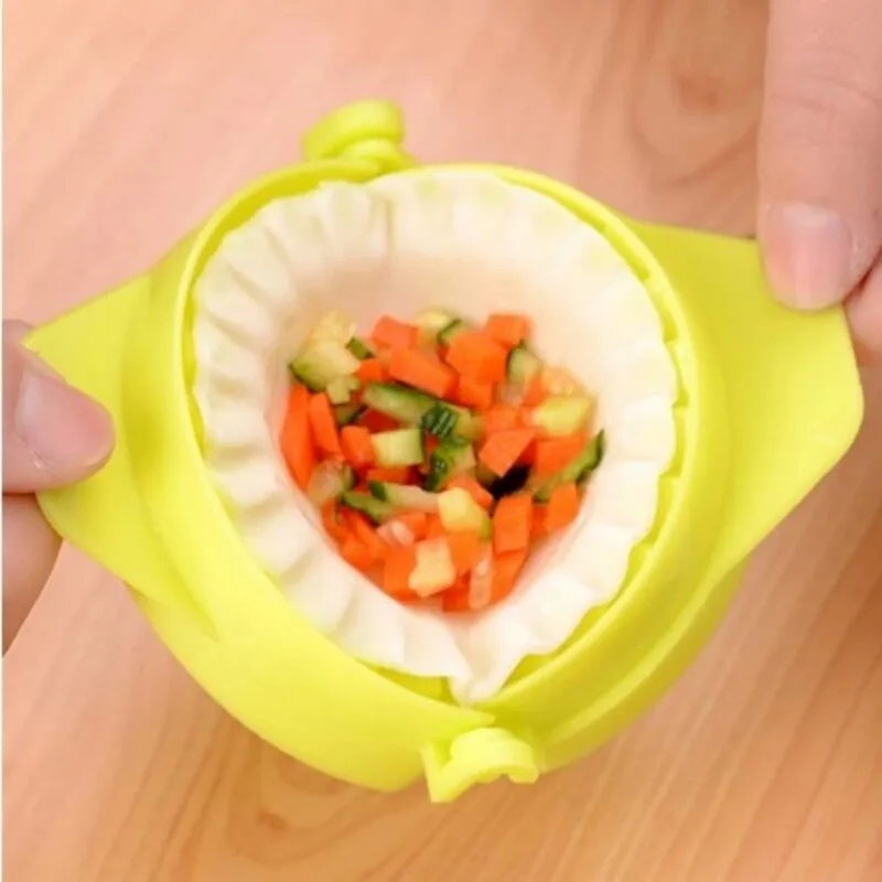 Dumpling Maker Device