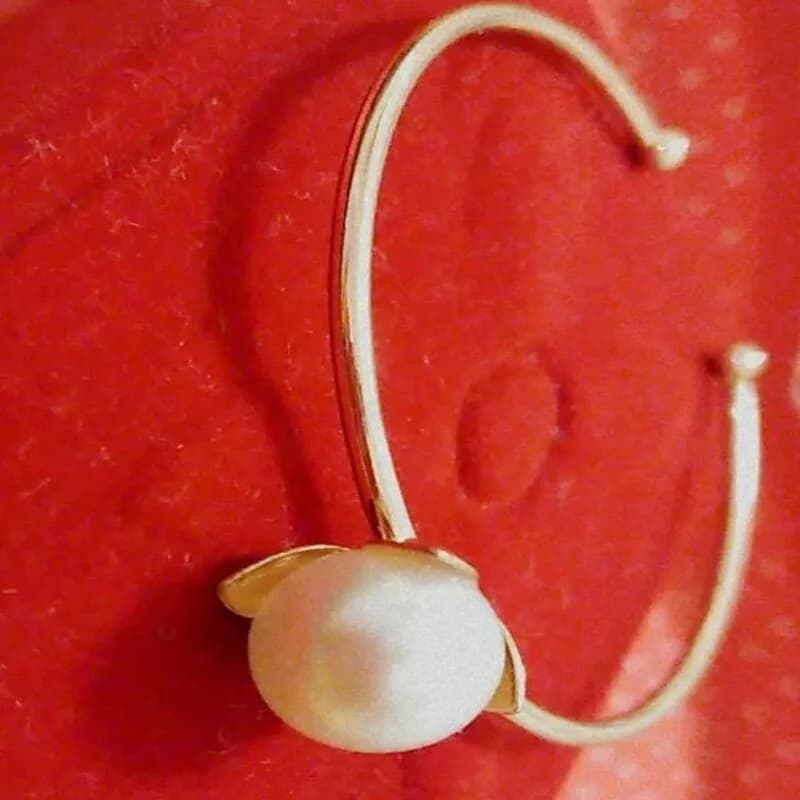 Elegant Big Pearl Bracelet