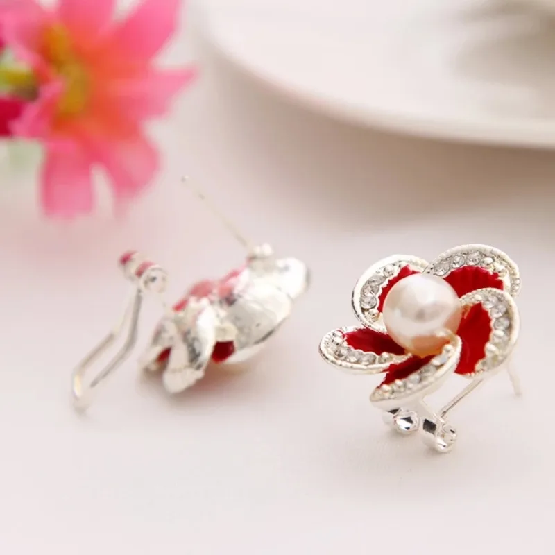 Elegant Flower Pearl Earrings