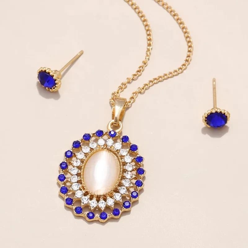 Exquisite Luxury Rhinestone Set