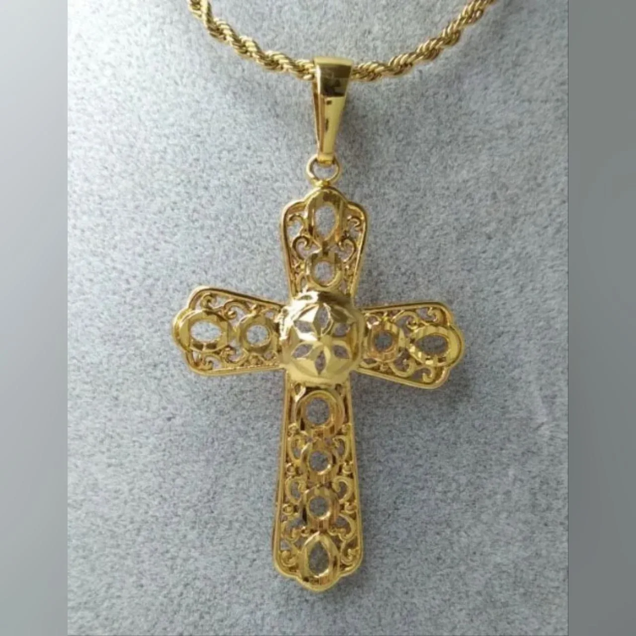 Exquisite Star Cross Necklace