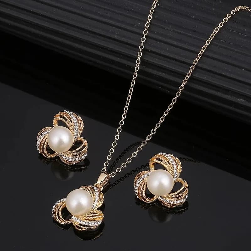 Flower Crystal Pearl Set