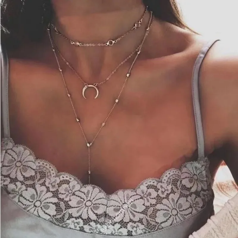 Hilal Necklace Model 2