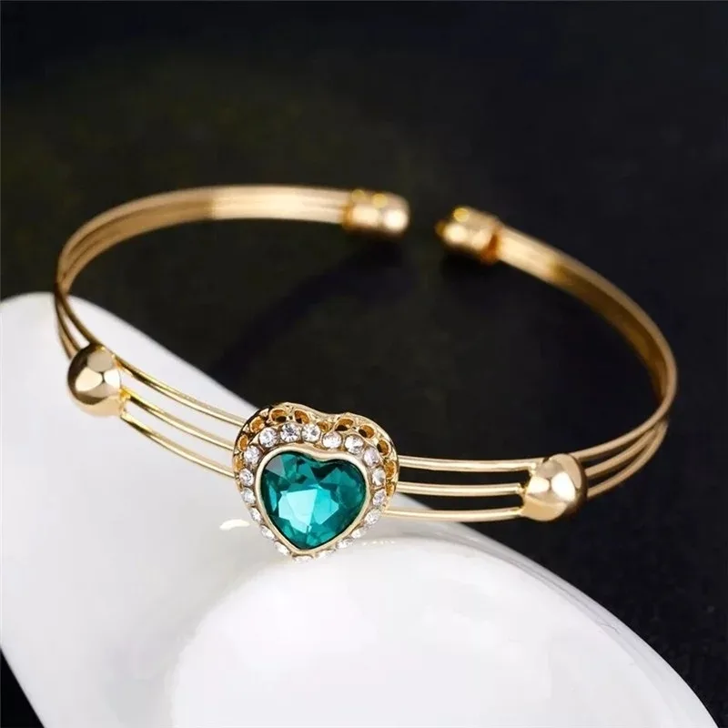 Lovely Crystal Heart Set
