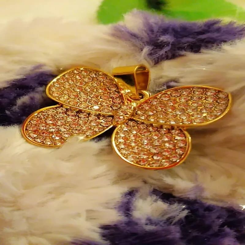 Lovely Shiny Butterfly Necklace