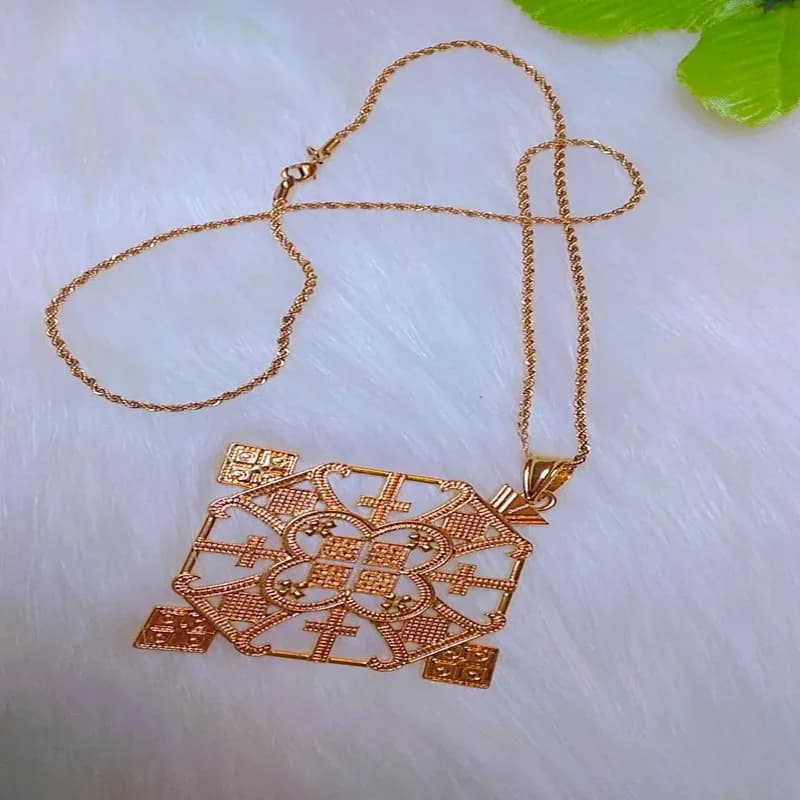 Luxurious Square Crosses Necklace
