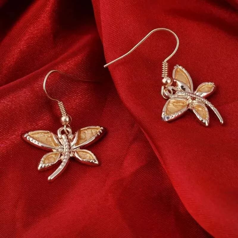 Pretty Dragonfly Shape Set