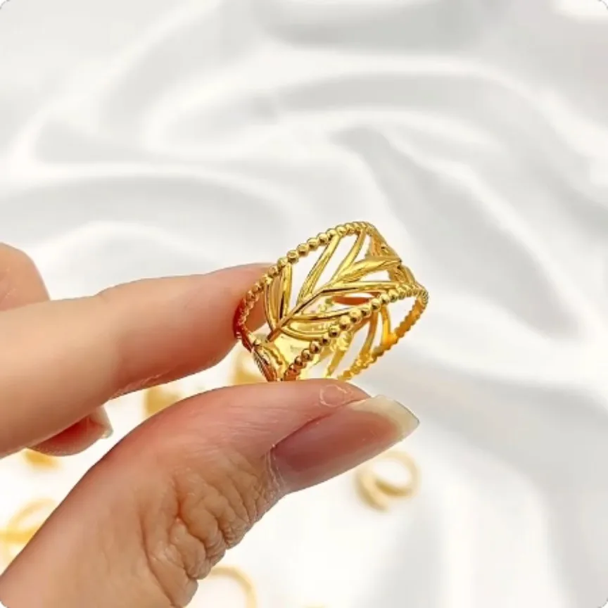 Attractive Gold Rings
