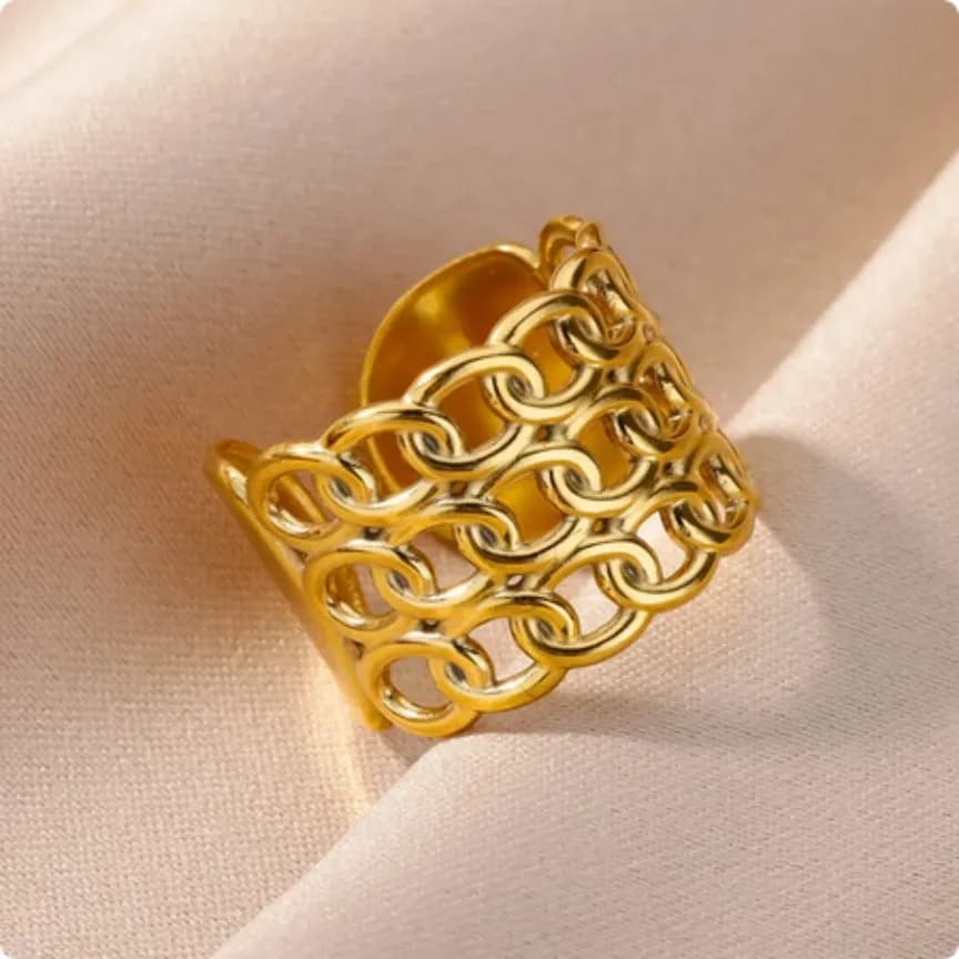 Attractive Gold Rings