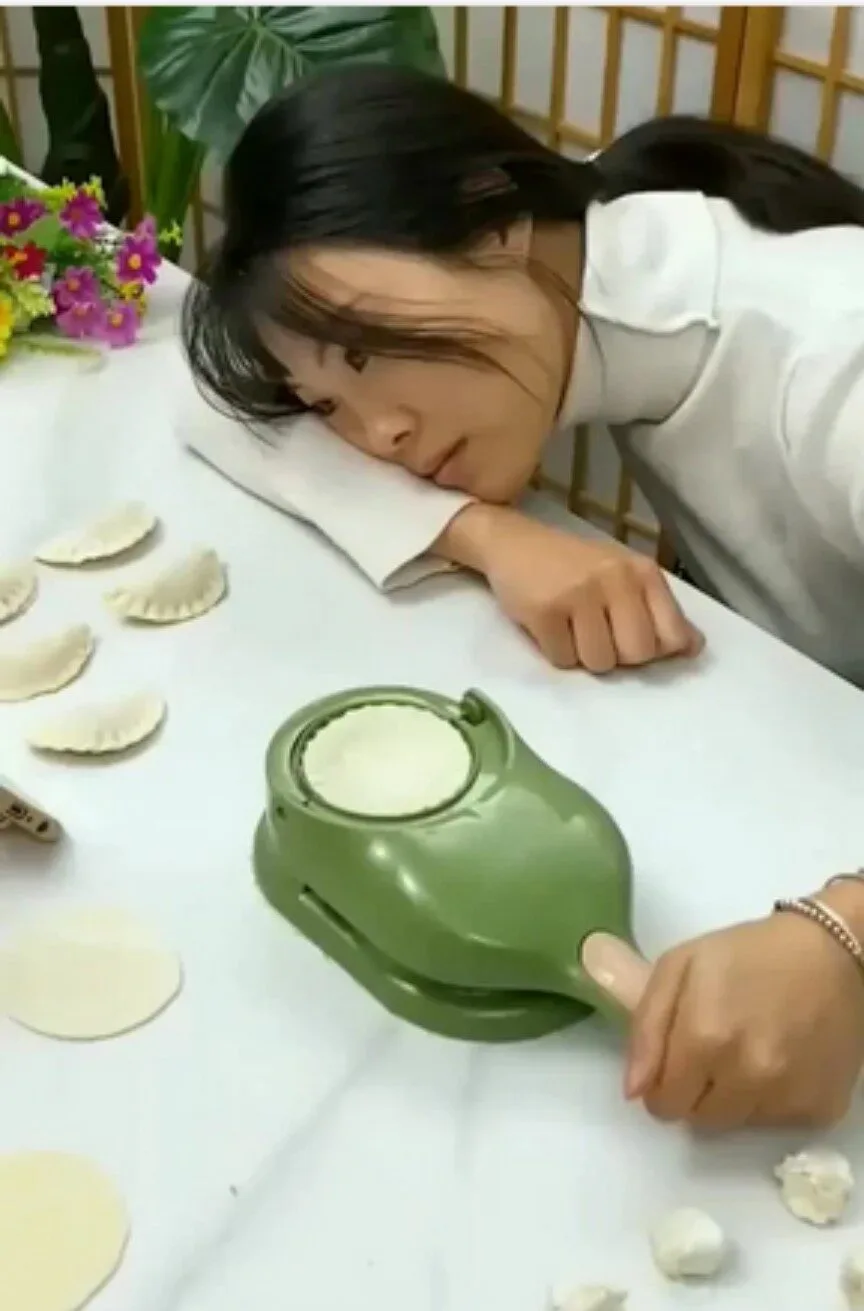 Dumpling Maker Tool