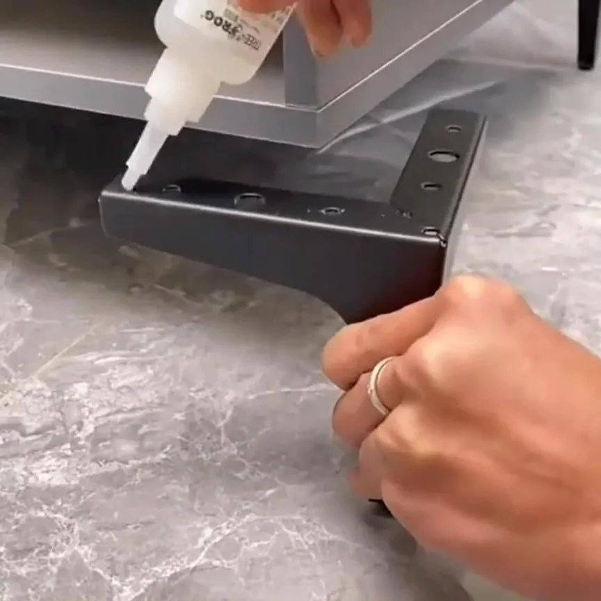 Oily Super Glue