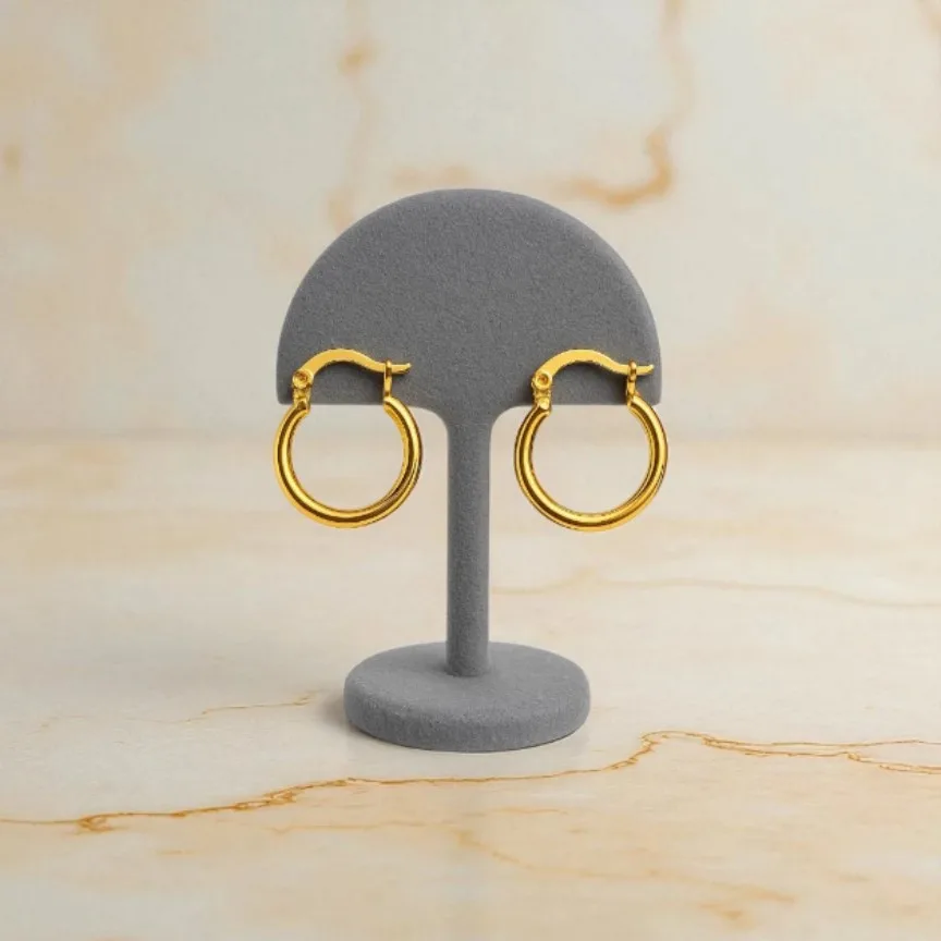 Classic Gold Hoop Earrings - Medium